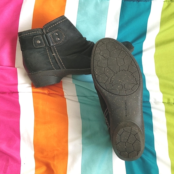 Rockport Cobb Hill Nicole Black Zip Ankle Booties Size 7 Wide - Picture 1 of 5